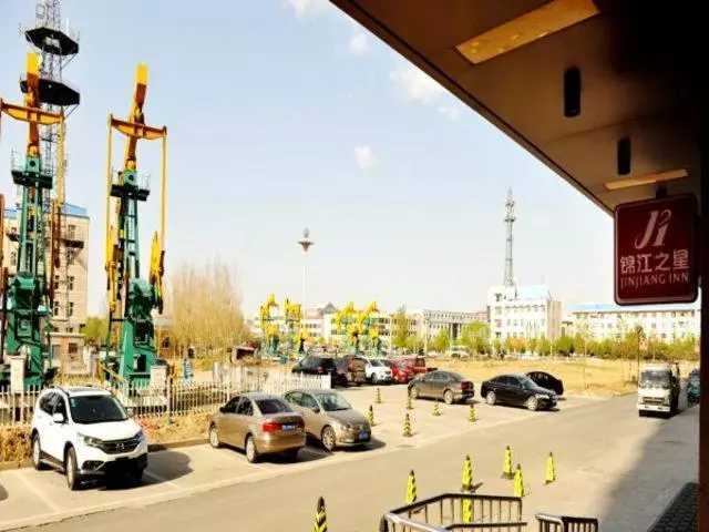 Hotelli Jinjiang Inn Daqing Honggang