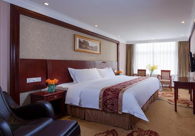 Vienna Hotel Shenzhen Guanlan Tangren Street