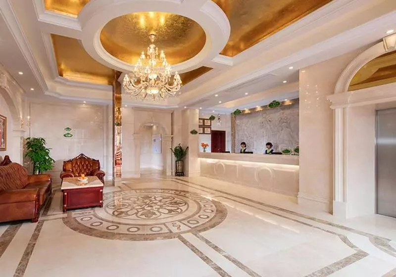 Vienna Hotel Shenzhen Guanlan Tangren Street