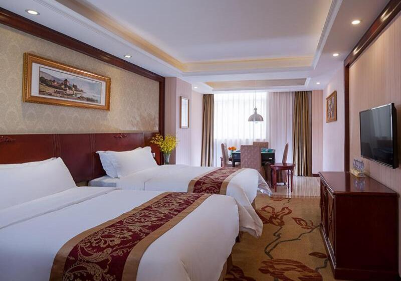 Vienna Hotel Shenzhen Guanlan Tangren Street
