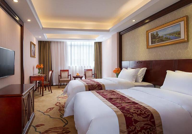 Vienna Hotel Shenzhen Guanlan Tangren Street