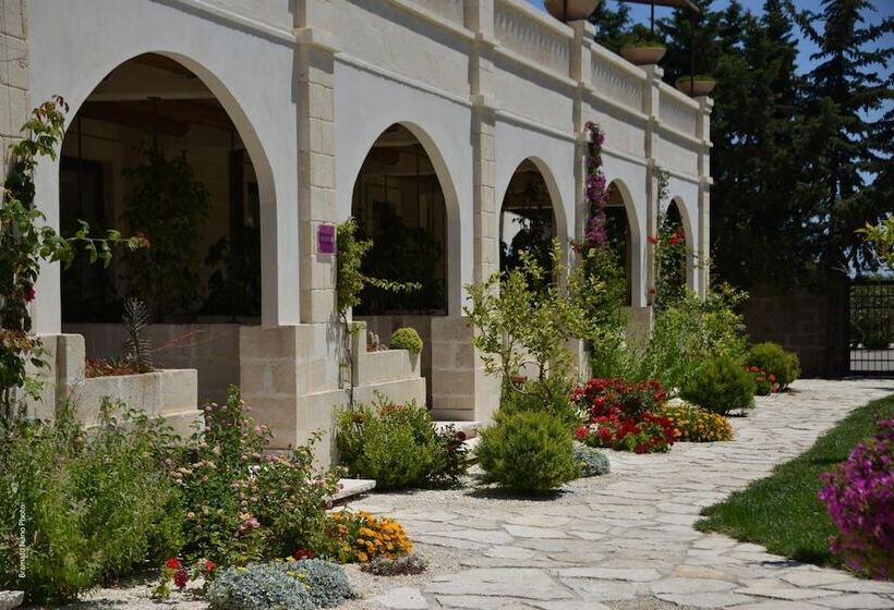 Bed and Breakfast Le Scuderie Castello Monaci