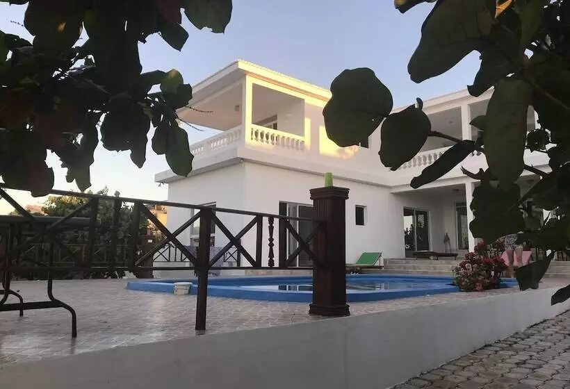 Aamiaismajoitus (B&B) Maxanika