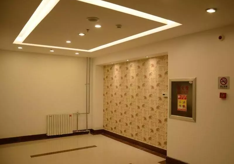 Hotelli Greentree Inn Shandong Zibo Zichuan District Flyover Business