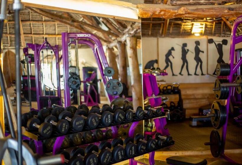 호텔 Kinazi Upepo Beach Eco Lodge