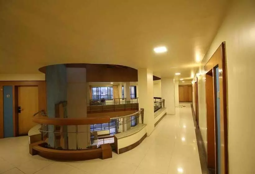 Hotel Kohinoor Square