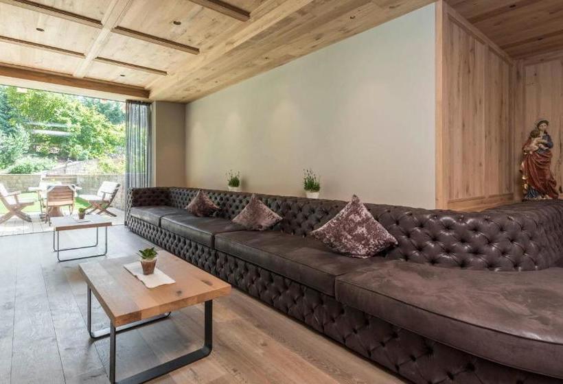 בית מלון כפרי Madonna