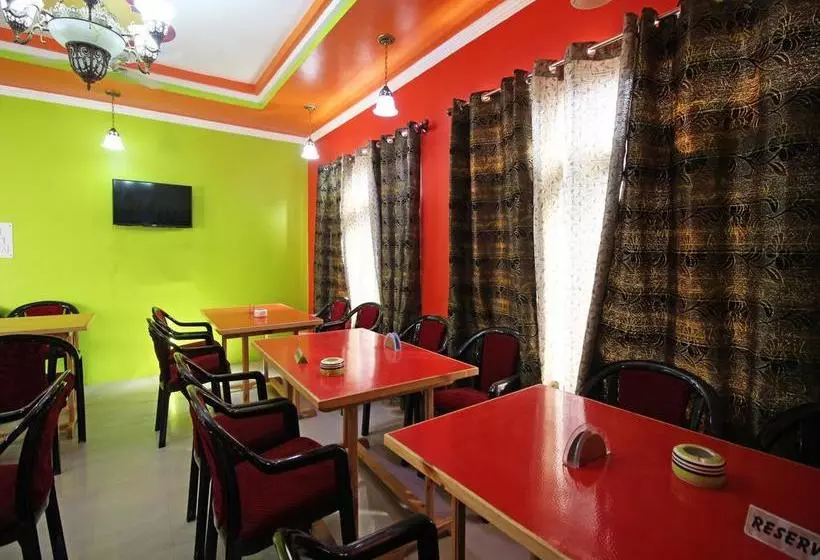ホテル Oyo Rooms Near Brein Market
