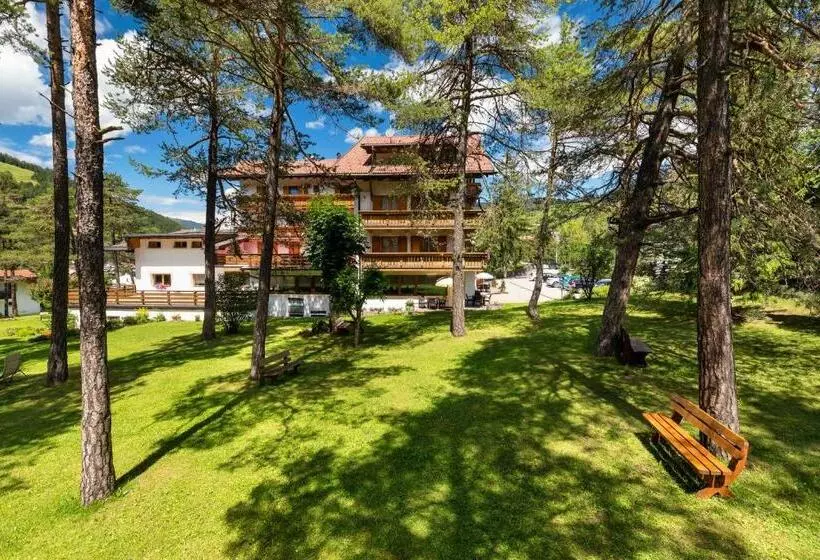 Hotelli Resa Blancia
