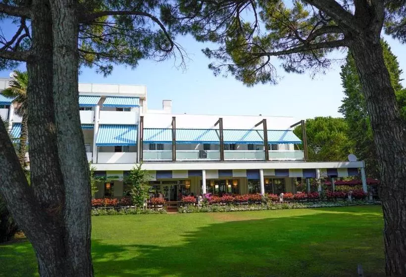 ホテル Il Tridente Camping Village