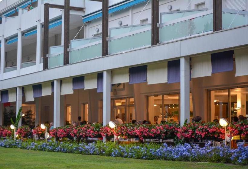 ホテル Il Tridente Camping Village