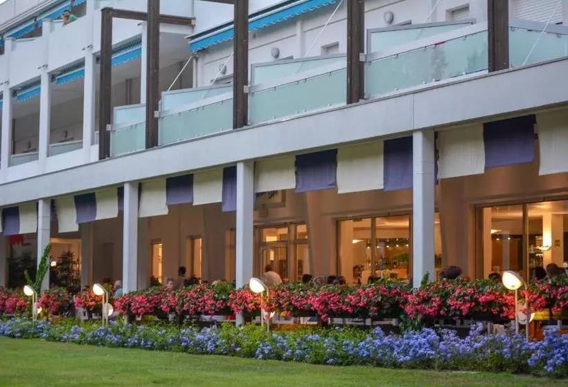 ホテル Il Tridente Camping Village