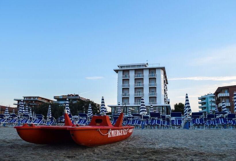 בית מלון כפרי Universal