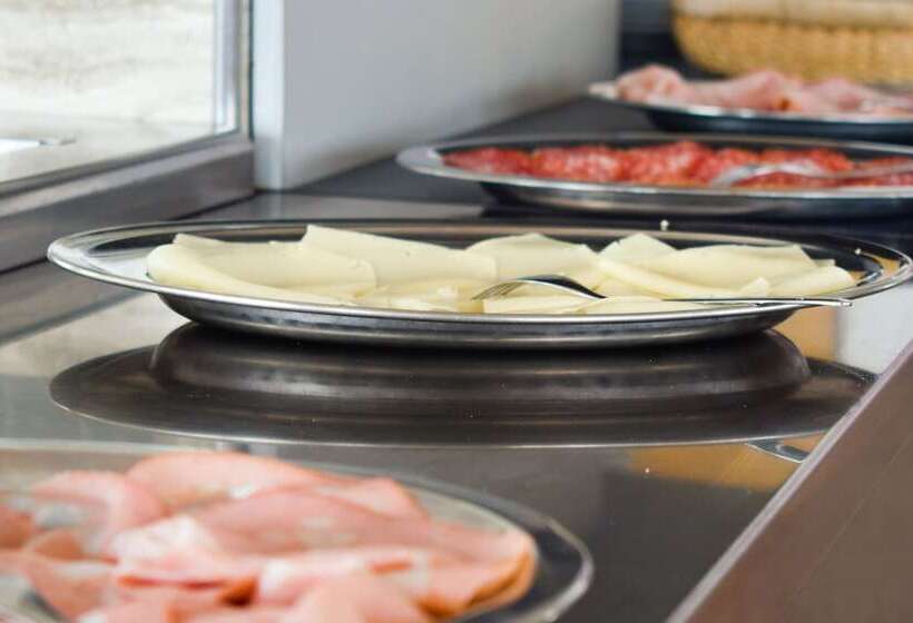 בית מלון כפרי Universal