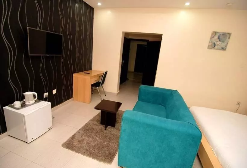 Hotel Vine Apartments & Resort