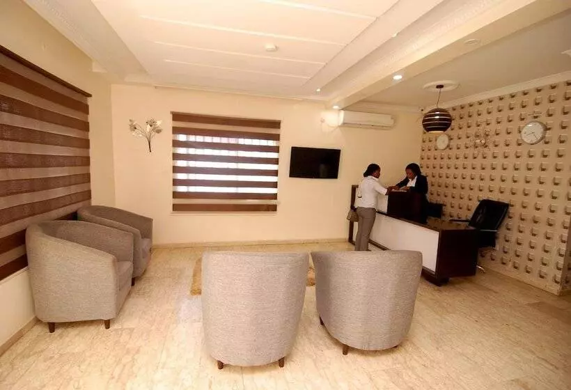 Hotel Vine Apartments & Resort