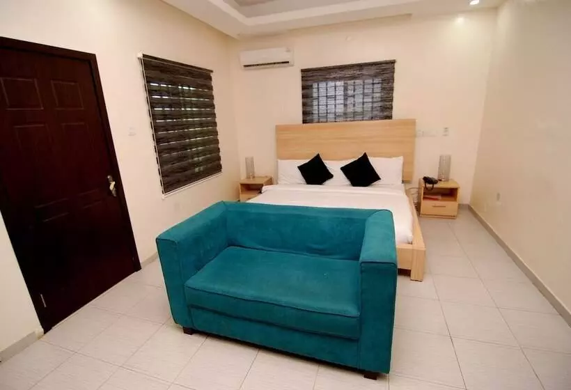 Hotel Vine Apartments & Resort