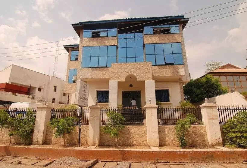 Hotel Vine Apartments & Resort