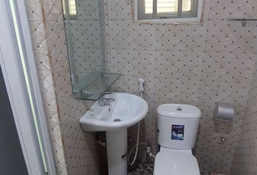 Hotel Vine Apartments & Resort