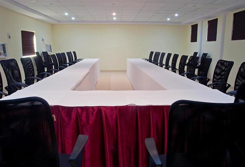 Resort Jps Residency