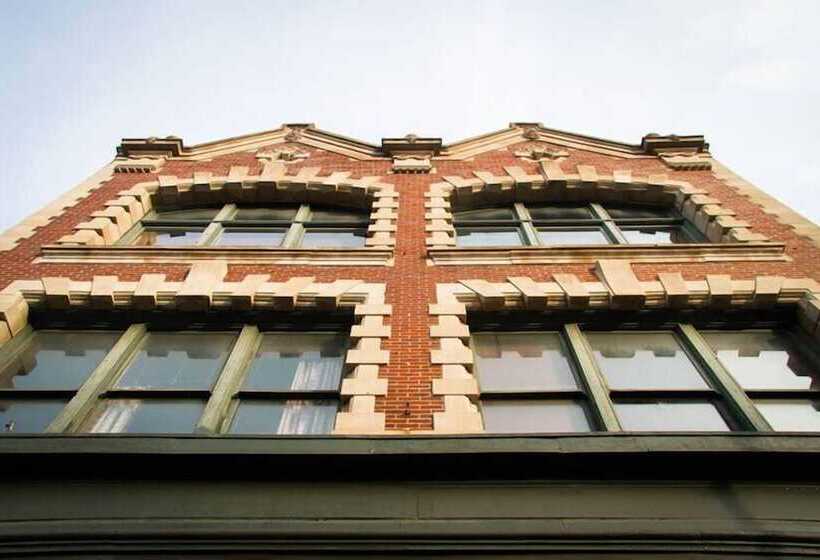 Hostel Buffalo Niagara