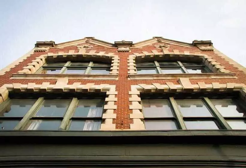 Hostel Buffalo Niagara
