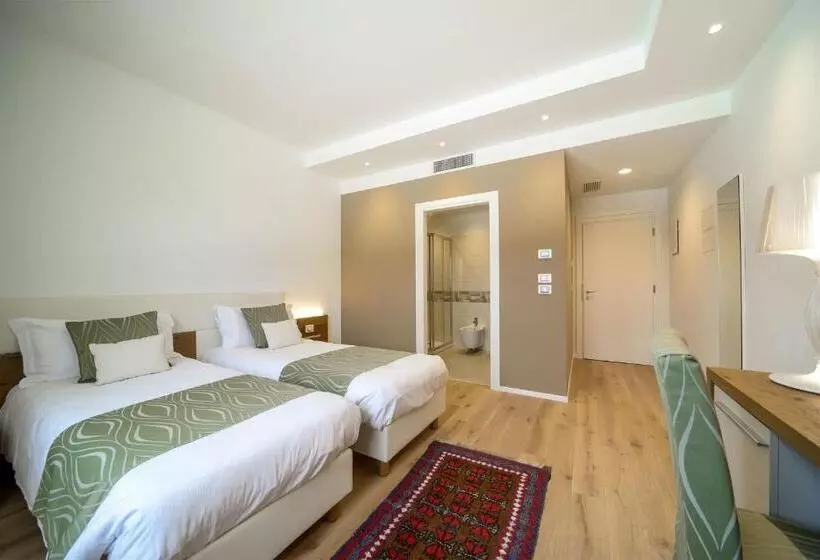 ホテル Ristorante Da Tullio