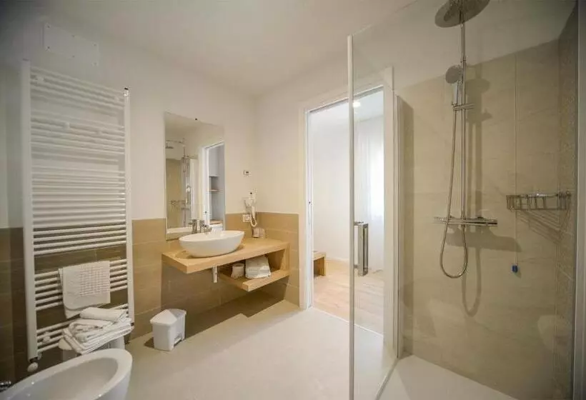 ホテル Ristorante Da Tullio