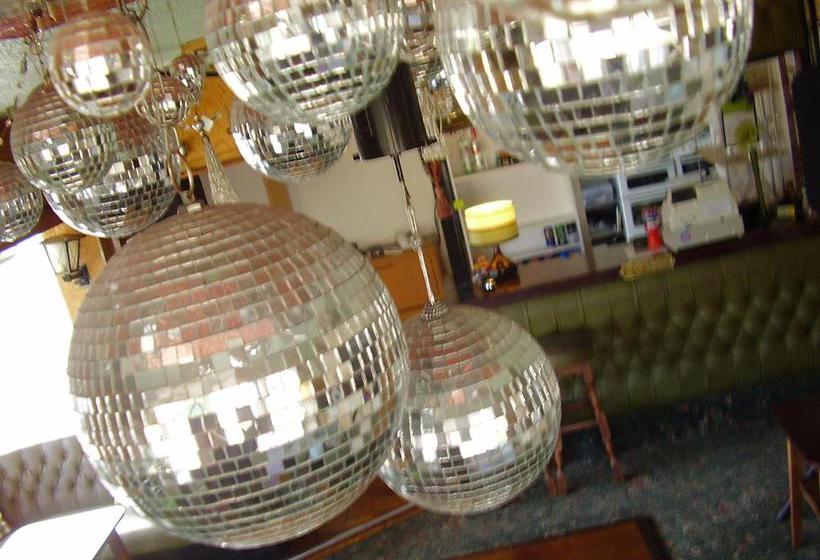 Castleton Hotel   Just For Adults