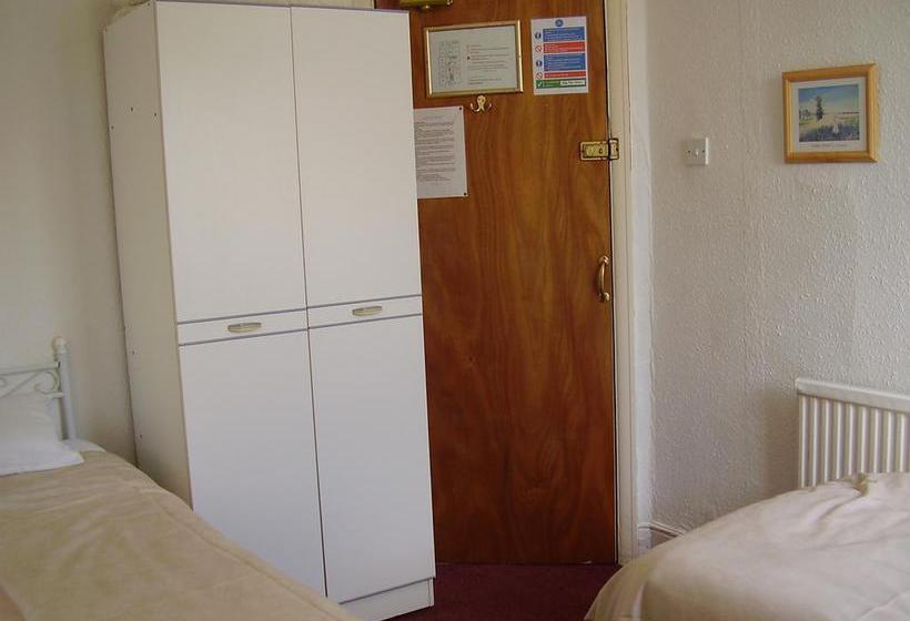 Castleton Hotel   Just For Adults