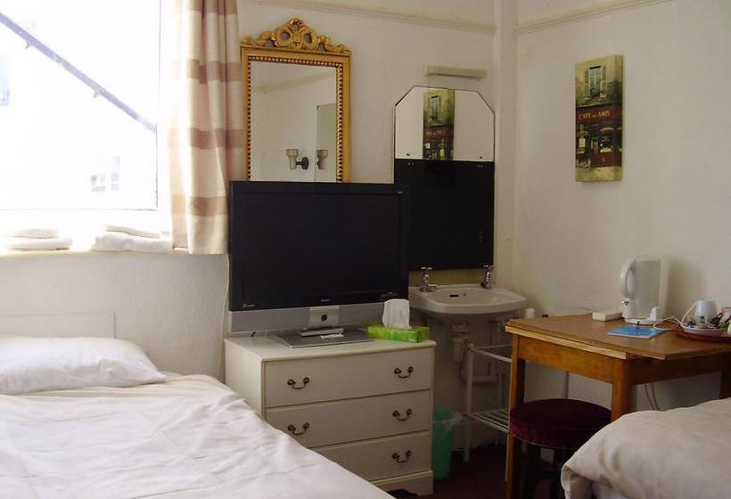 Castleton Hotel   Just For Adults