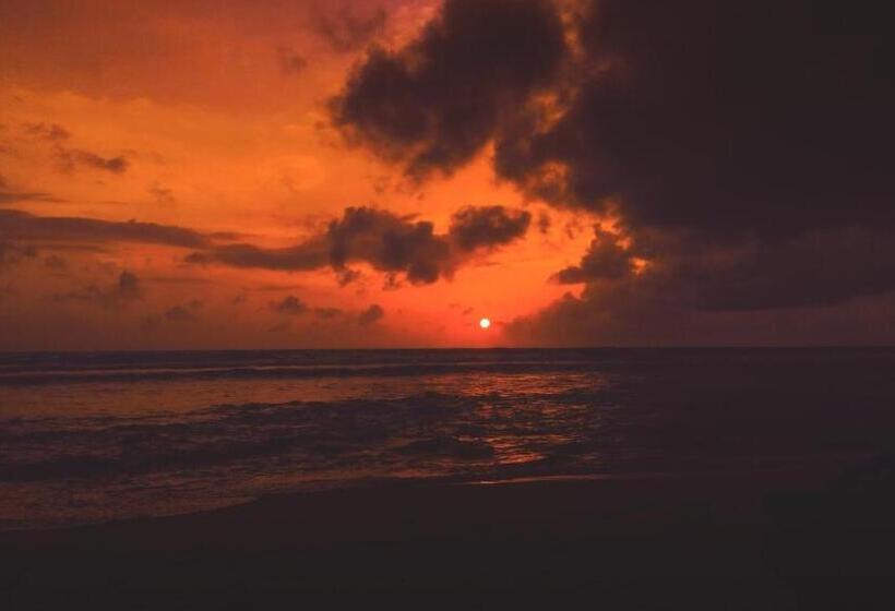 リゾートホテル Walauwa The Villa Ahungalla