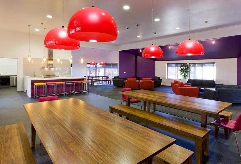 Hostel University Of Canberra Village