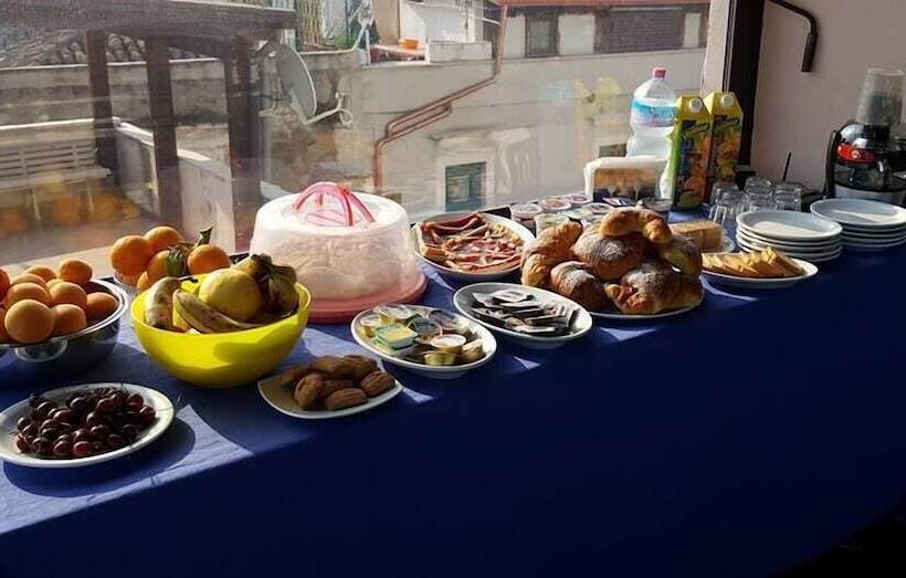 تختخواب و صبحانه Le Antiche Porte