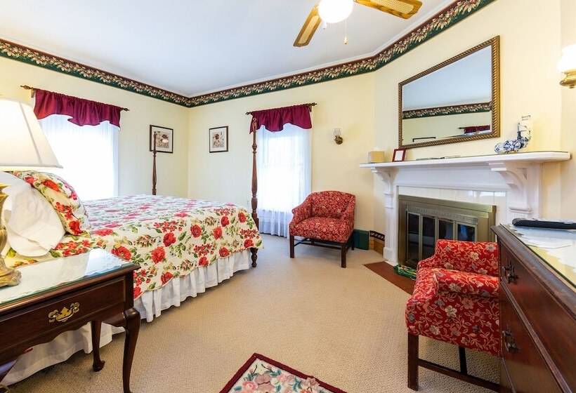 Bed and Breakfast The Elmhurst Inn