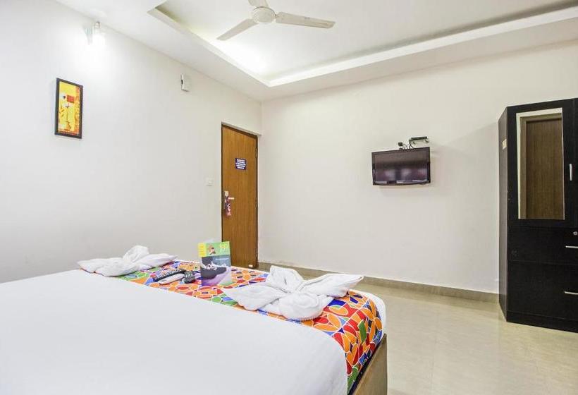 فندق Fab 4 Seasons Silk Board