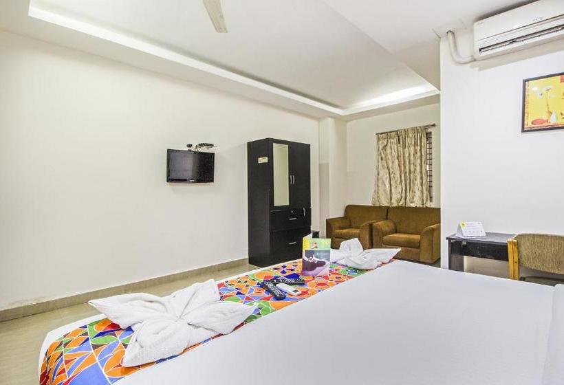 فندق Fab 4 Seasons Silk Board