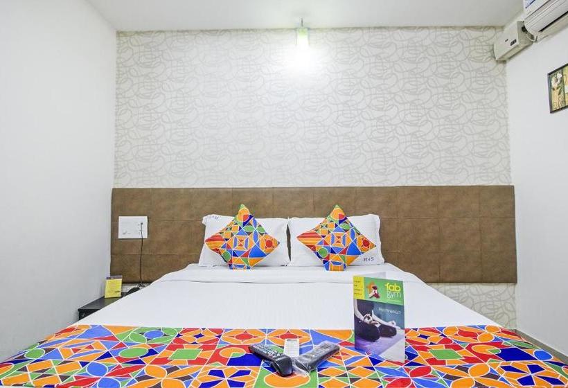 فندق Fab 4 Seasons Silk Board