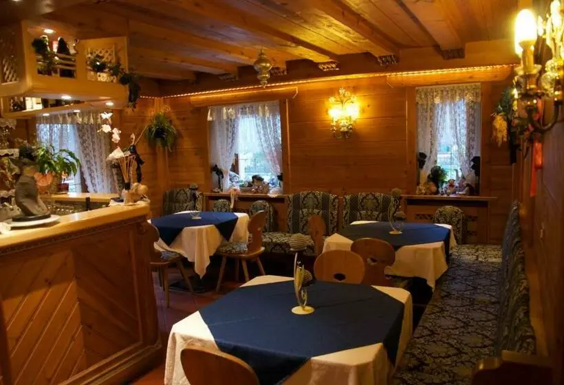 هتل Albergo Genziana