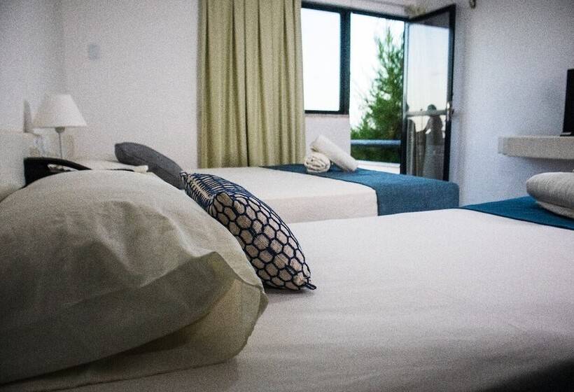 Отель Amarração