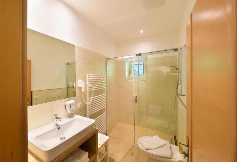 בית מלון כפרי Ansitz Gamp