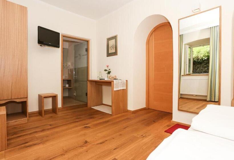 בית מלון כפרי Ansitz Gamp