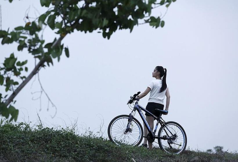 Batiqa Hotel & Apartments Karawang