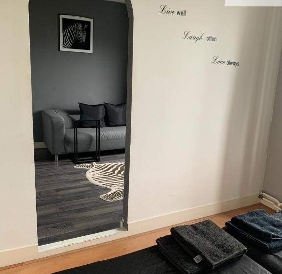 هتل El Sol Zandvoort