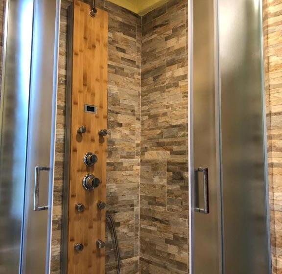 ホテル Flora Alpina