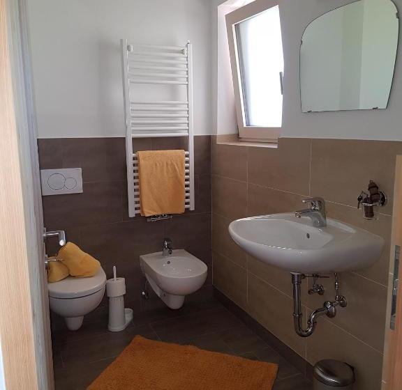 Отель Gasthaus St. Valentin