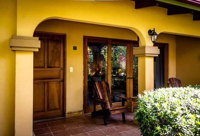 Jaco Hotel Docelunas