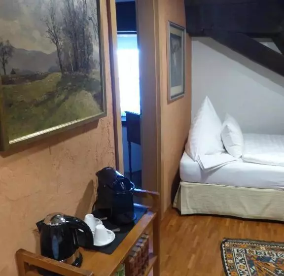 ホテル Restaurant Pfaffenkeller