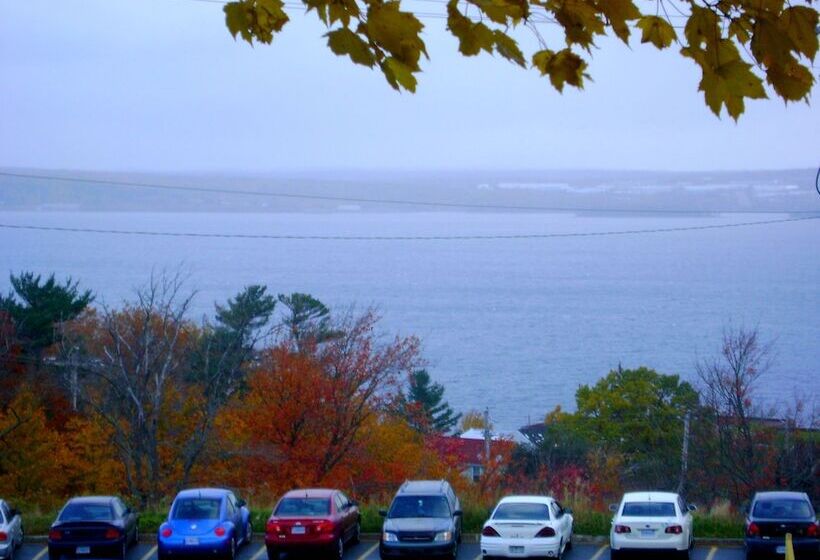 Mount Saint Vincent University Residence Hostel