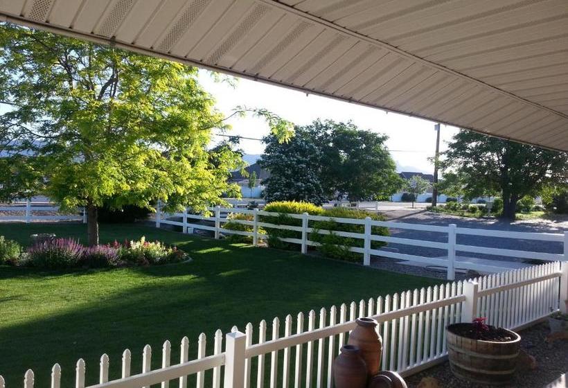 The Bookcliffs Bed & Breakfast